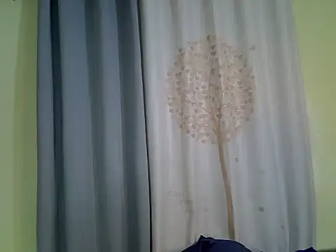 Spicy_Chloe live room snapshot on Stripchat