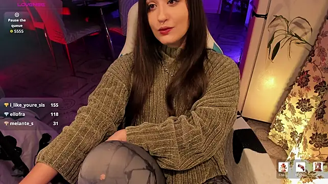 Sserendipityy captura de la sala en vivo en Stripchat