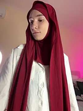 SugarDanger live room snapshot on Stripchat