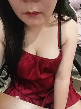 Suly-012 снимок онлайн-комнаты на Stripchat