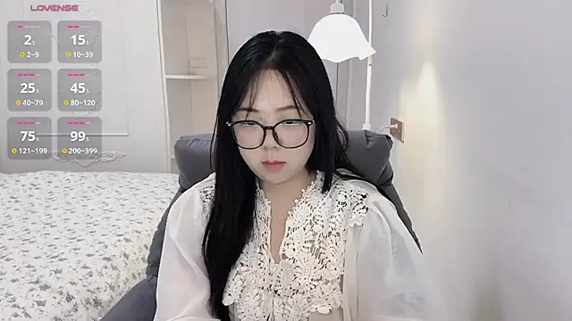 Sunshine-520 снимок онлайн-комнаты на Stripchat