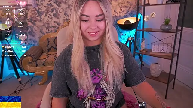 SusieWood momentopname van live room op Stripchat