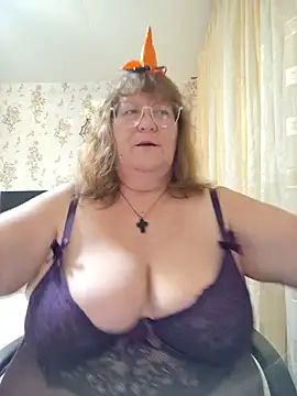 Sweet19-68 momentopname van live room op Stripchat