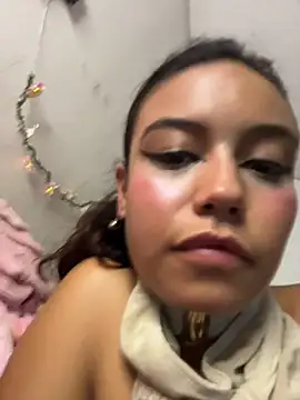 TamaraMera снимок онлайн-комнаты на Stripchat