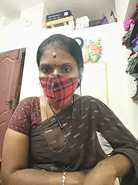 Tamil_Yalini12 momentopname van live room op Stripchat