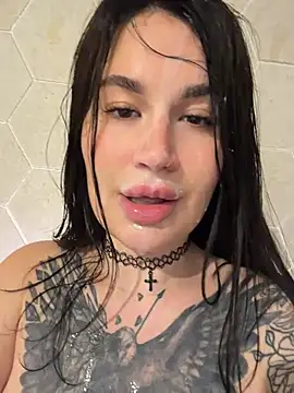TattooGirlAlia live room snapshot on Stripchat