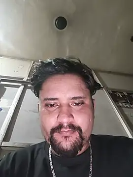 Tejpaljoshi Momentaufnahme des Live-Raums auf Stripchat