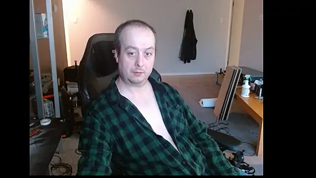 Th30ut3rS3lf live room snapshot on Stripchat