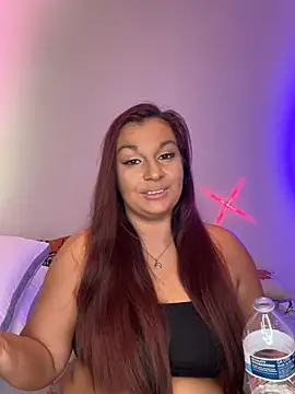 Thickit_D_Licious Momentaufnahme des Live-Raums auf Stripchat