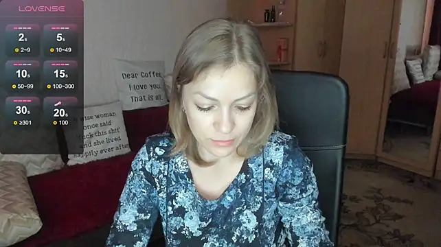 Tiffany_Bates Momentaufnahme des Live-Raums auf Stripchat