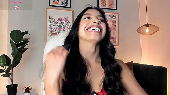 Tiffany_Low Momentaufnahme des Live-Raums auf Stripchat