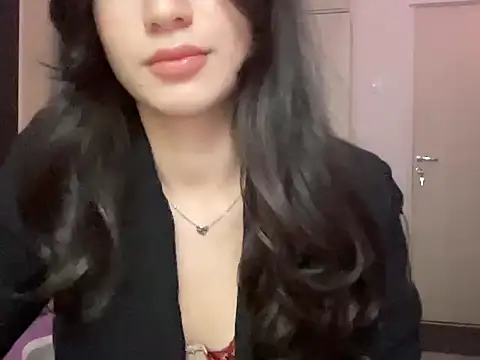 Toviraa captura de la sala en vivo en Stripchat