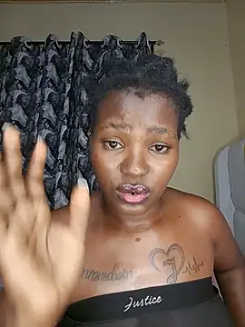 TrishaKalid Momentaufnahme des Live-Raums auf Stripchat