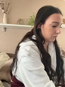 Trixie-Tainted live room snapshot on Stripchat