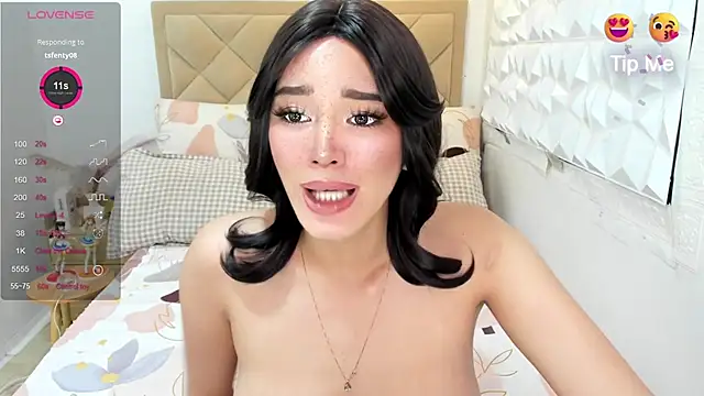 TsHeartXxx captura de la sala en vivo en Stripchat