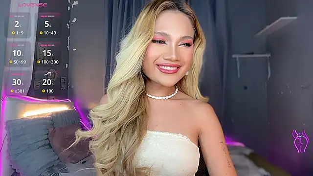 Tsfoxyangelx captura de la sala en vivo en Stripchat