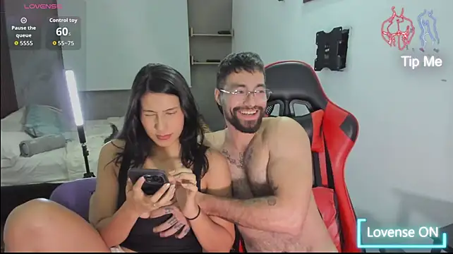 Two_Shades снимок онлайн-комнаты на Stripchat
