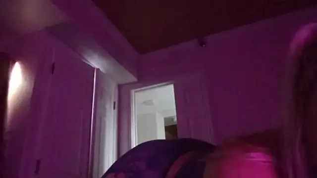 UrFavToJerkTo Momentaufnahme des Live-Raums auf Stripchat