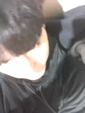 Userknowarg live room snapshot on Stripchat