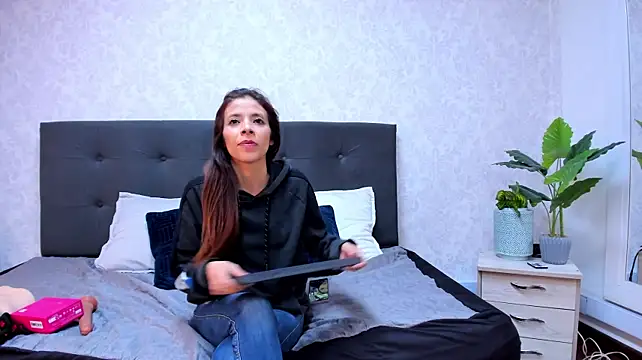 ValentinaRivers live room snapshot on Stripchat