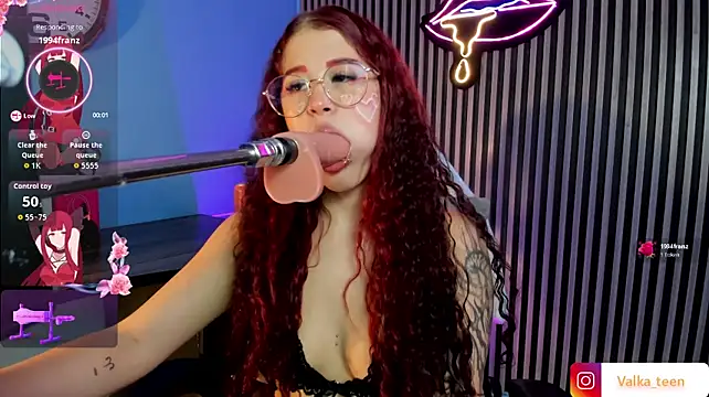 Valka_teen1 captura de la sala en vivo en Stripchat