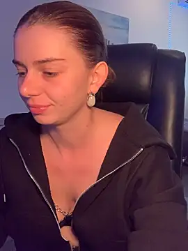 VelvetChloe live room snapshot on Stripchat