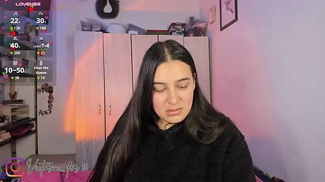 Victoria_fer captura de la sala en vivo en Stripchat