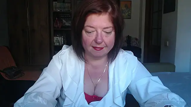 Violet_Pulse Momentaufnahme des Live-Raums auf Stripchat