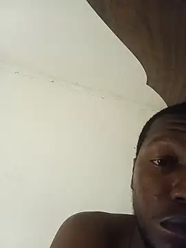 Vuyokaki live room snapshot on Stripchat