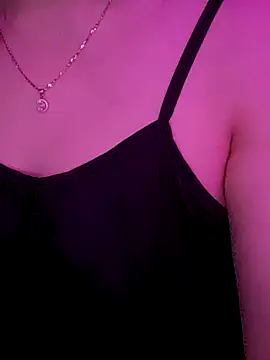 Wet_sexy1 live room snapshot on Stripchat