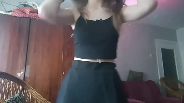 WynonaFarhat Momentaufnahme des Live-Raums auf Stripchat