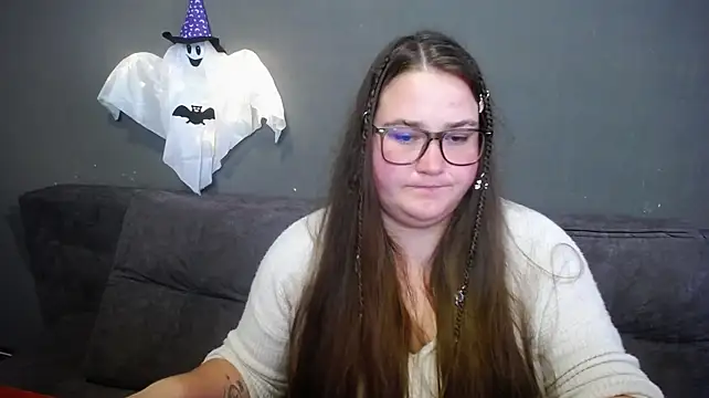 XX_Daniella_XX live room snapshot on Stripchat