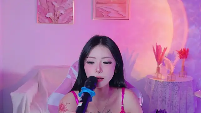 Xiyu-Ada momentopname van live room op Stripchat