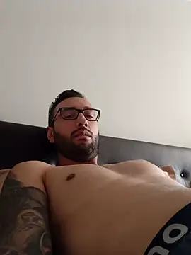 Xptrx123 Momentaufnahme des Live-Raums auf Stripchat