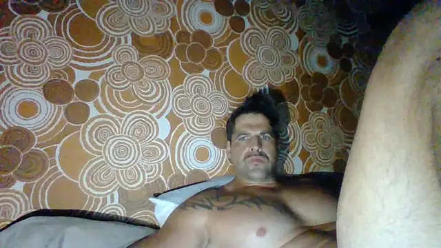 XxBigboybandxX momentopname van live room op Stripchat
