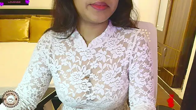 Yara-143 Momentaufnahme des Live-Raums auf Stripchat