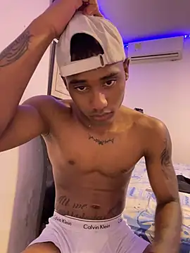 Ydiaz09 Momentaufnahme des Live-Raums auf Stripchat