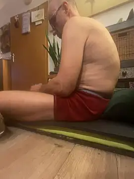 Yogirebell captura de la sala en vivo en Stripchat