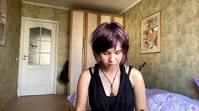 YoulaCoi live room snapshot on Stripchat