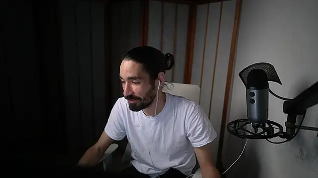Your_Ice_cream Momentaufnahme des Live-Raums auf Stripchat