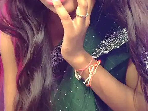 Yours-shreya Momentaufnahme des Live-Raums auf Stripchat