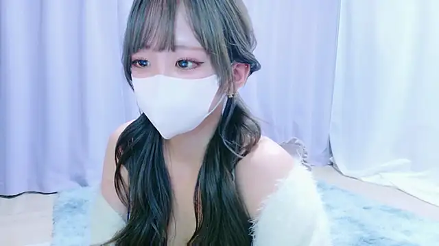Yura_yura_ch Momentaufnahme des Live-Raums auf Stripchat