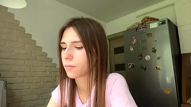 ZaraGuyette Momentaufnahme des Live-Raums auf Stripchat