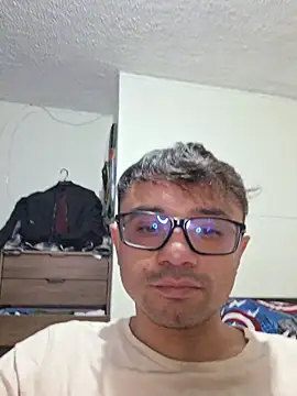 ZonaHOT420 momentopname van live room op Stripchat