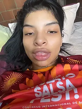 _AriaLux_ captura da sala ao vivo na Stripchat