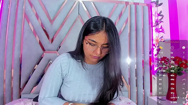 aba_sornyy momentopname van live room op Stripchat