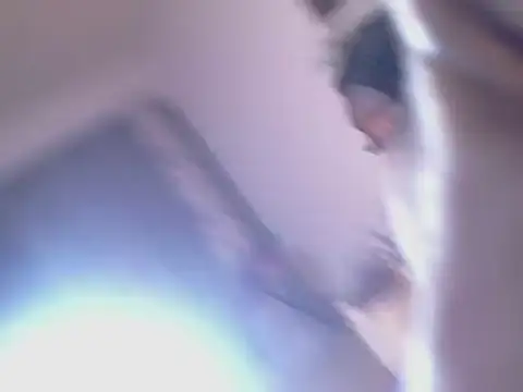 alehsa09 Momentaufnahme des Live-Raums auf Stripchat