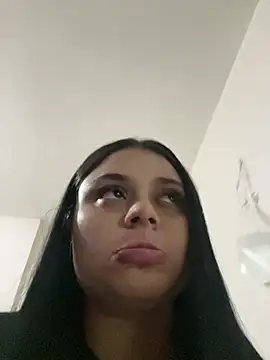alissonfernandez_ Momentaufnahme des Live-Raums auf Stripchat
