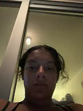 allybluee777 captura da sala ao vivo na Stripchat