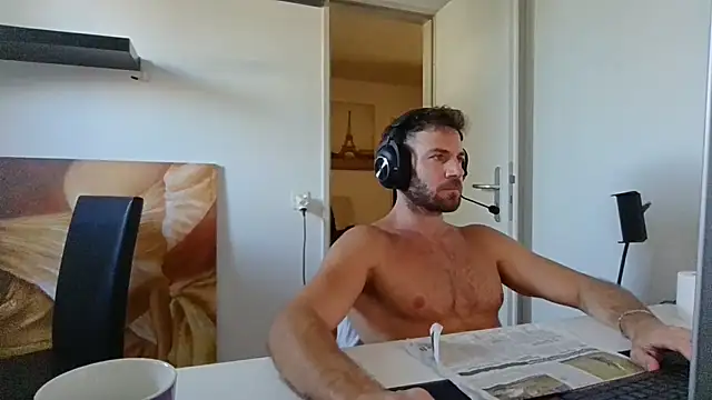 alpha-hunk Momentaufnahme des Live-Raums auf Stripchat